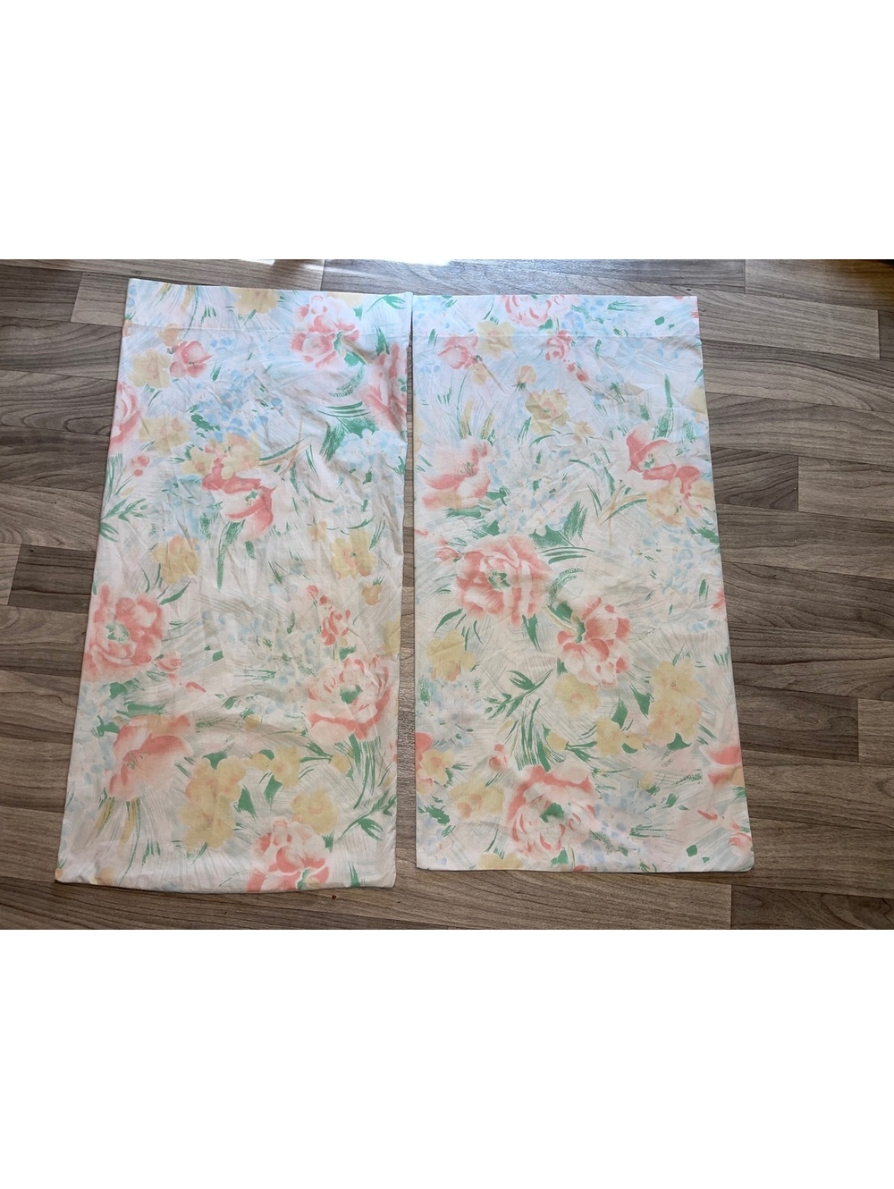 2 pillowcases